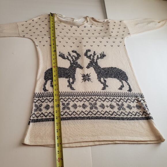 Forever 21 Sweater Large Reindeer Elbow Patches Navy Cream Nordic Holiday - Picture 10 of 13